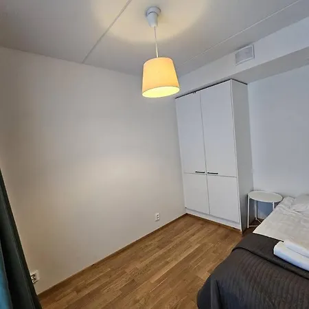 Kotimaailma - Tilava Kolmio Kruunuvuorenrannassa Apartment